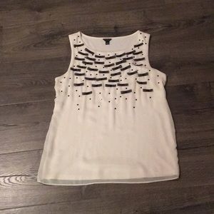 Sleeveless dress top